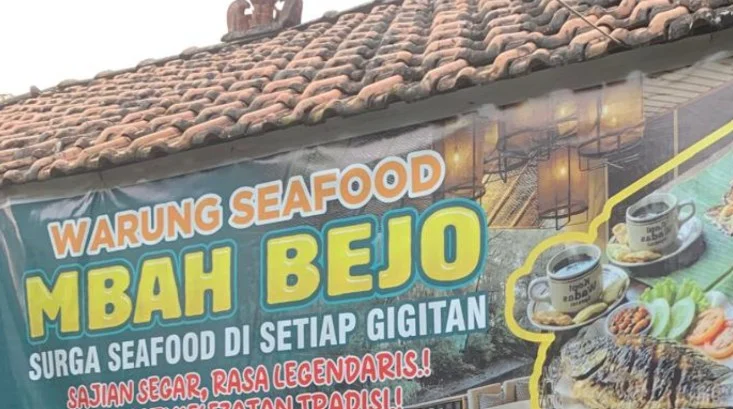 Warung seafood Mbah Bejo berlokasi di Desa Wadas, Kecamatan Bener, Kabupaten Purworejo, Jawa Tengah. Foto: sulex/poswarga.com